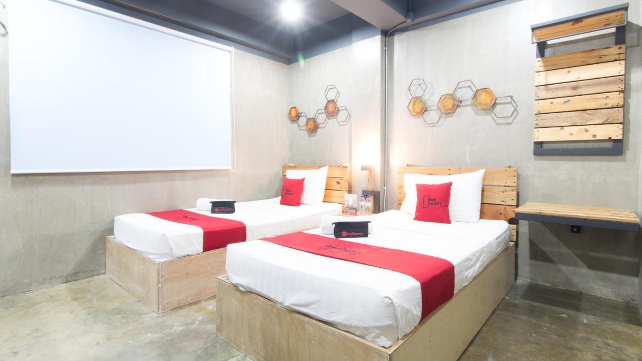 Reddoorz Plus @ Taft North Mandurriao Iloilo Eksteriør bilde