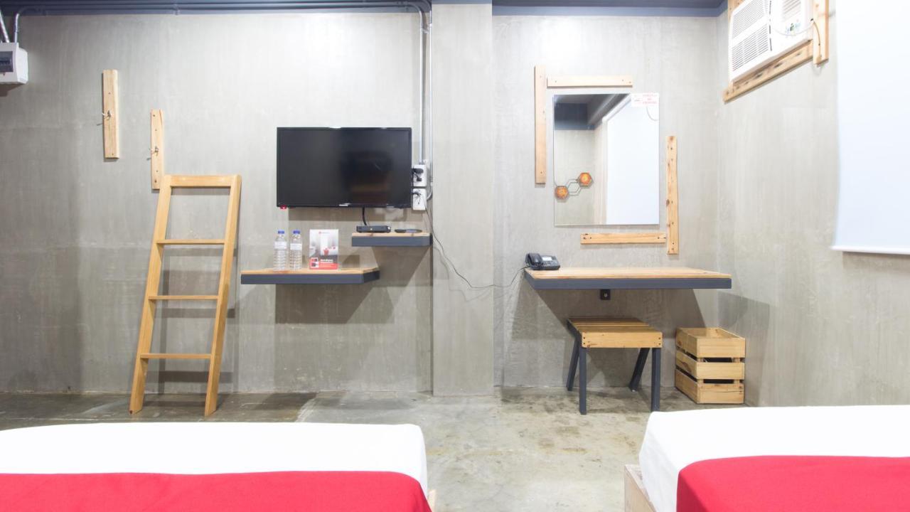 Reddoorz Plus @ Taft North Mandurriao Iloilo Eksteriør bilde